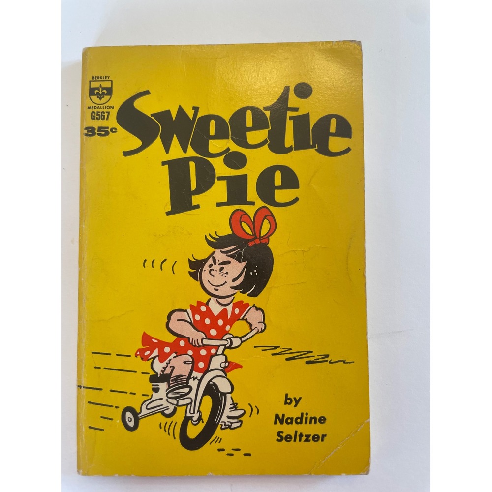 Sweetie Pie Nadine Seltzer Vintage 1961 Berkley Medallion G567 Comic Paperback